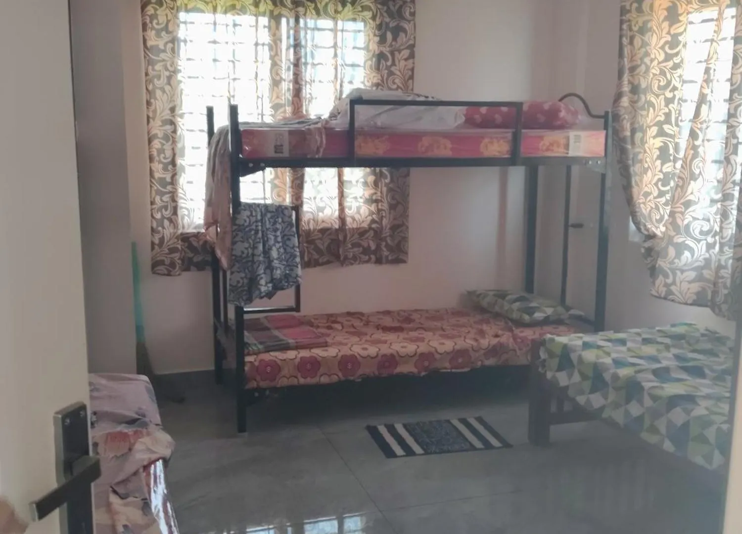 Ladies Hostel Kochi 0*,  India